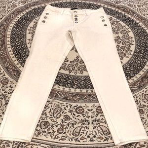 White capris 25” inseam